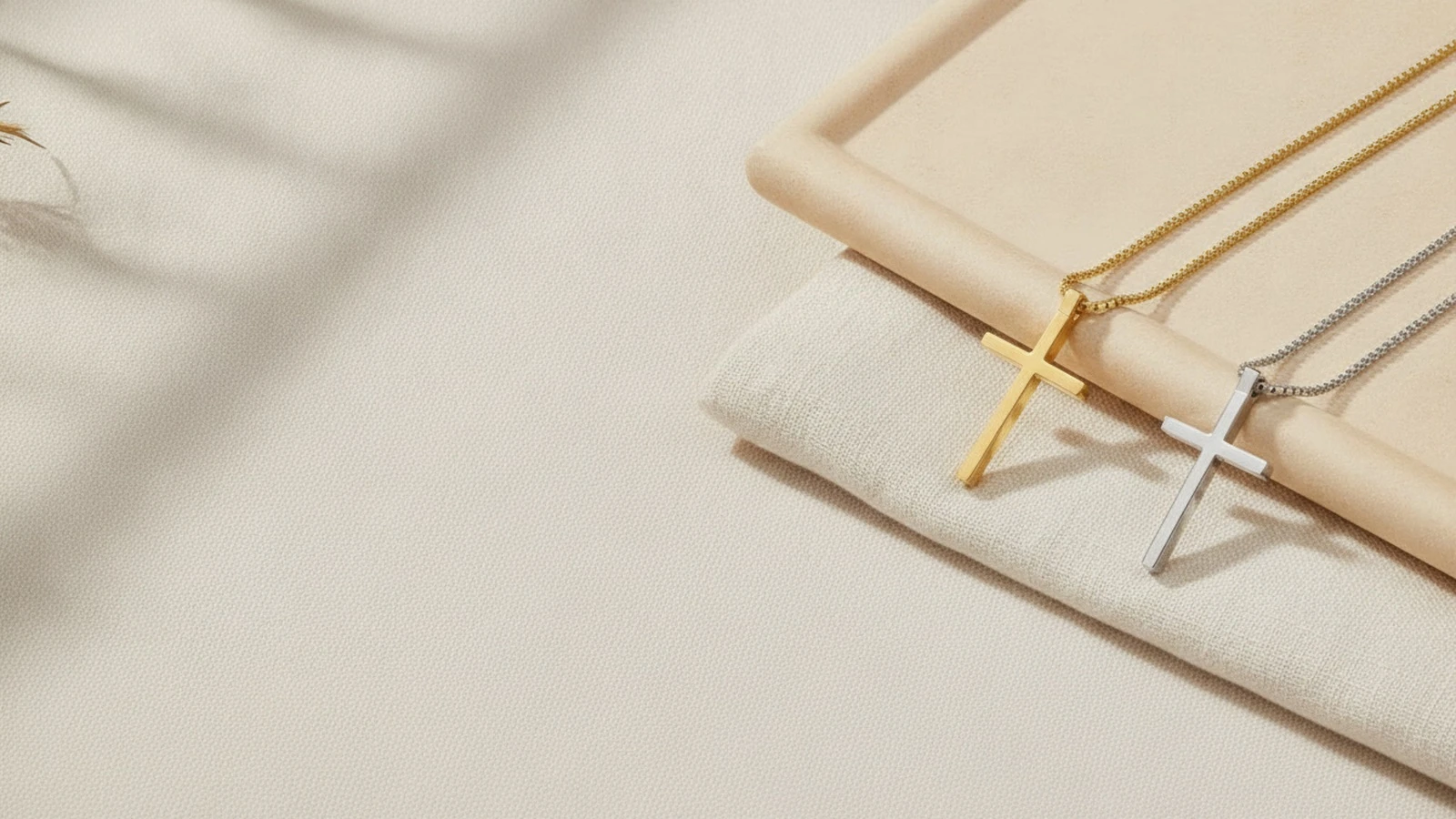 Simple Cross Pendant Necklace