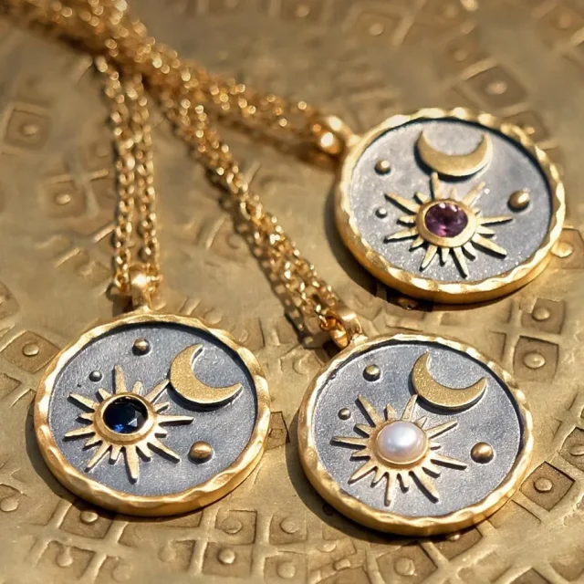 The Arden Stone Pendant