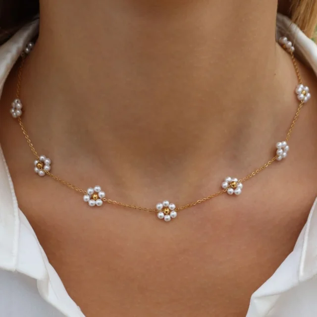 The Belle Pearl Choker